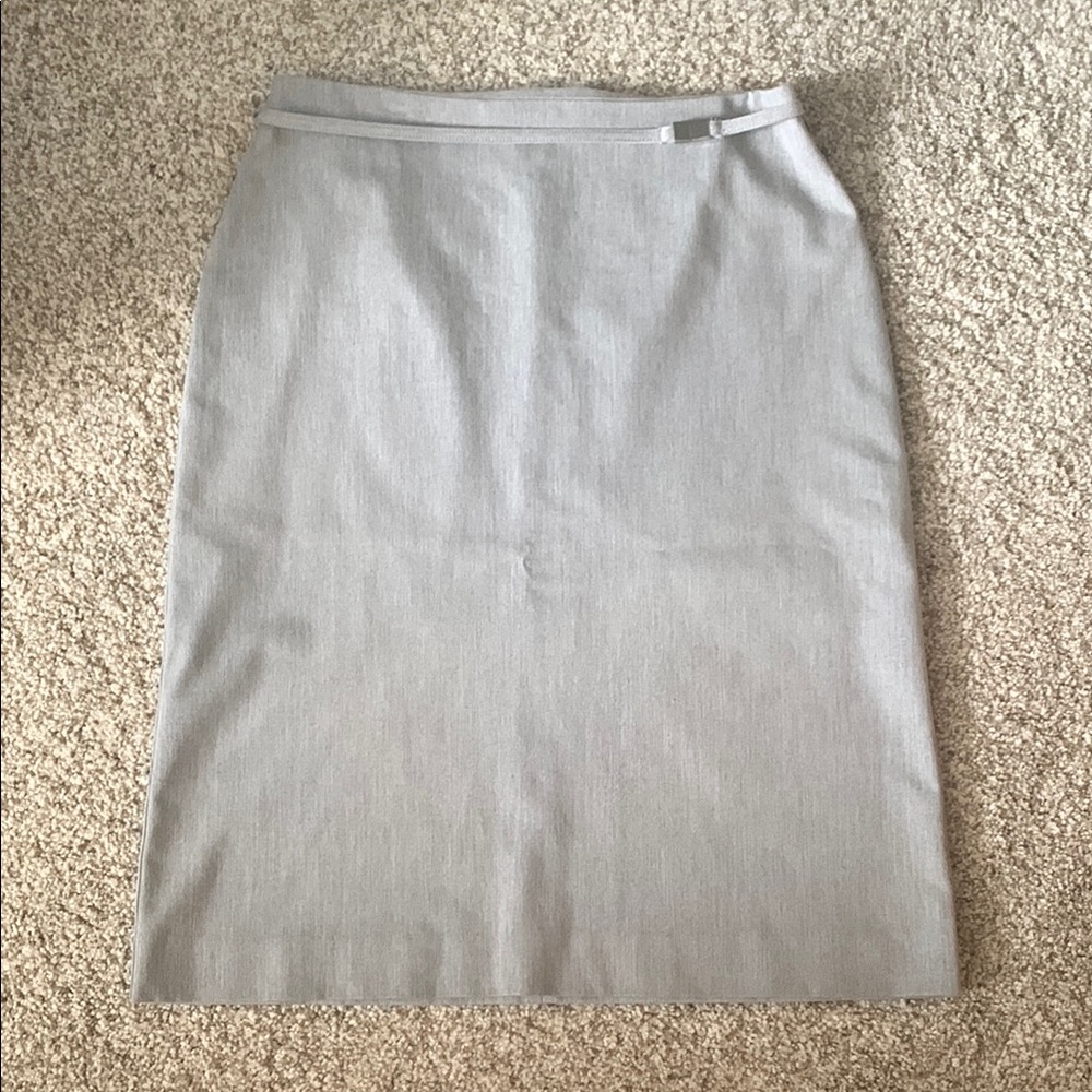 Gray Knee-Length Pencil Skirt